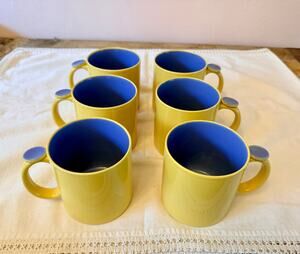Vintage Ceramic Thumbprint Mug Yellow & Blue 1980s Postmodern Memphis Style